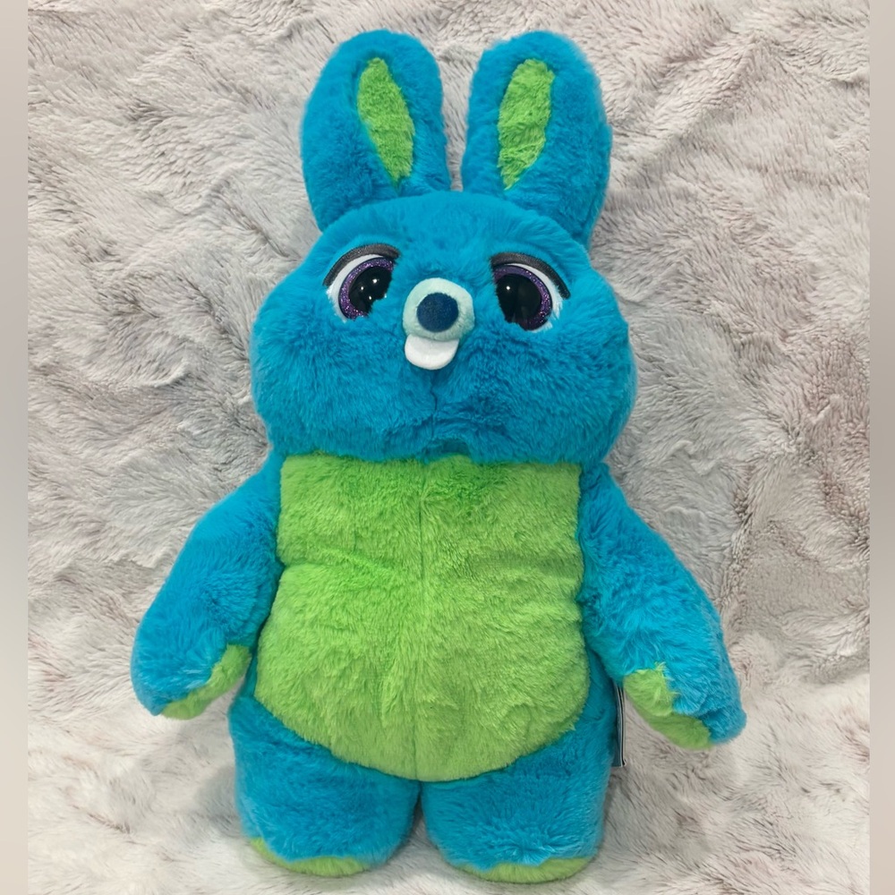 Disney Store Talking Bunny Toy Story 4 DISCONTINUED VERSION Plush NEW